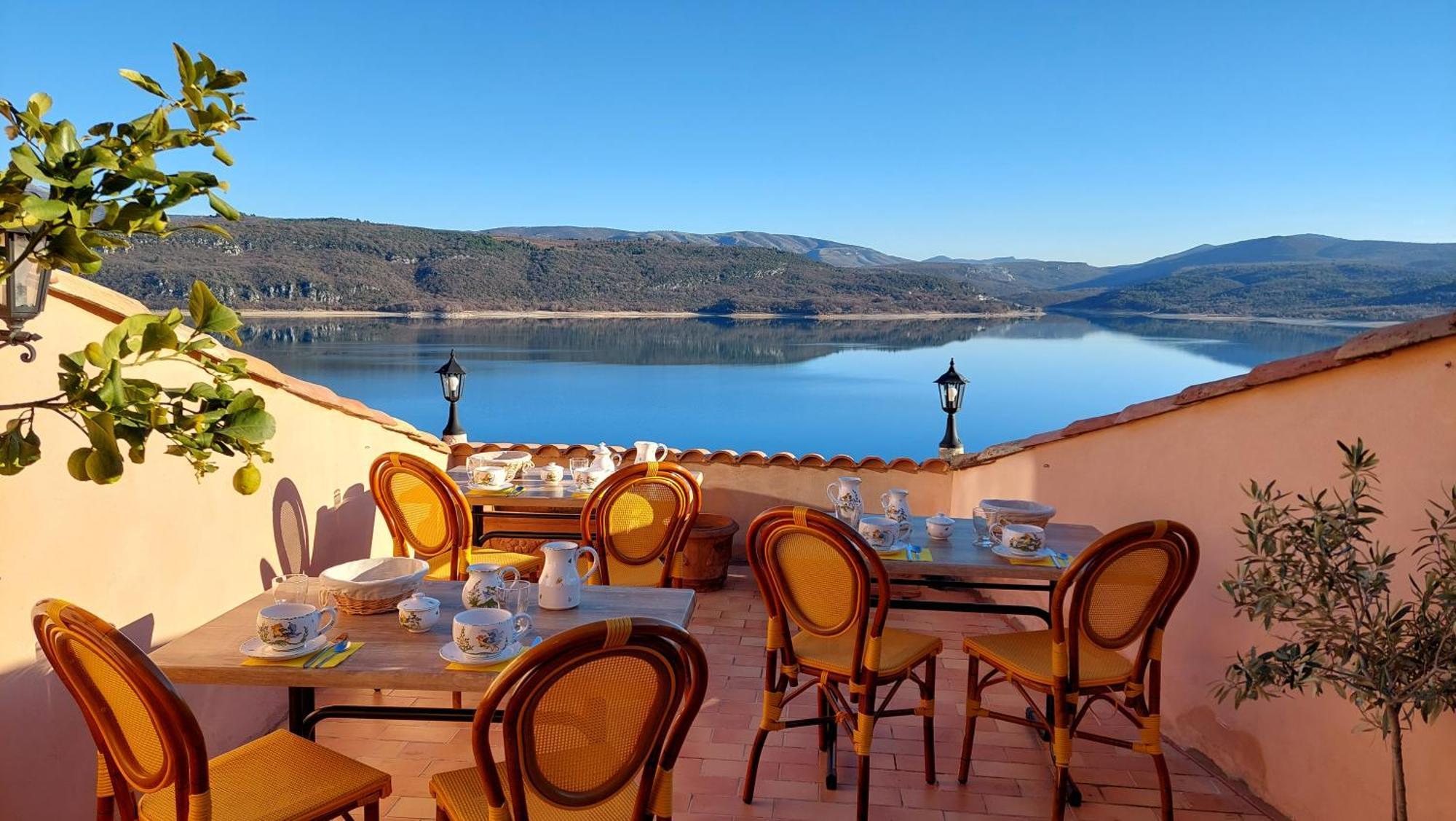 Chambres D'Hotes Les Fenieres Sainte-Croix-de-Verdon Bagian luar foto